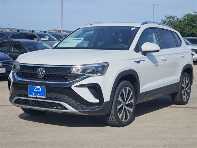 2024 Volkswagen Taos SE