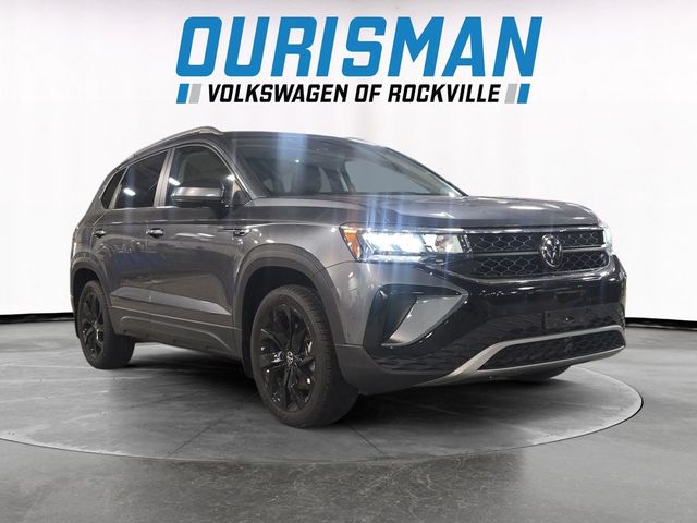 2024 Volkswagen Taos SE