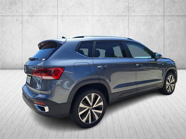 2024 Volkswagen Taos SE