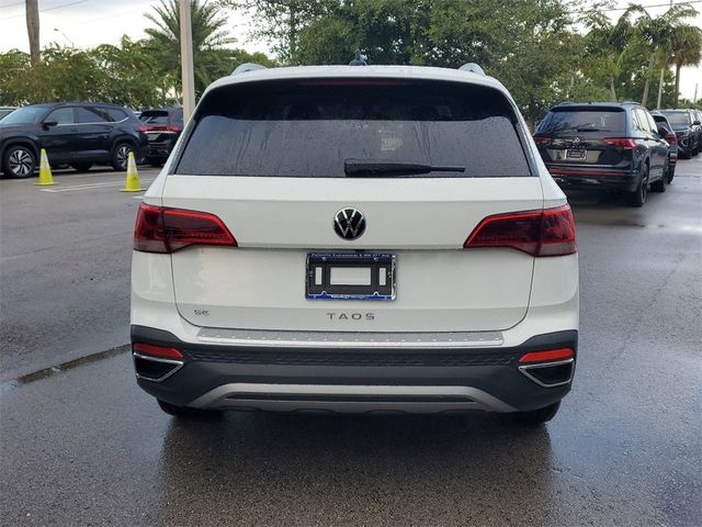 2024 Volkswagen Taos SE