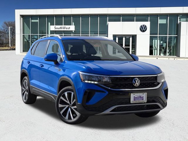 2024 Volkswagen Taos SE