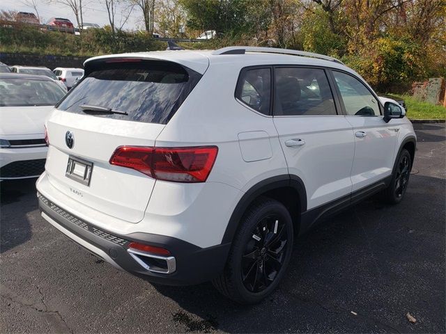 2024 Volkswagen Taos SE