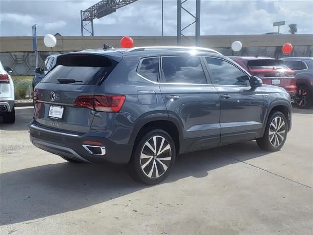 2024 Volkswagen Taos SE