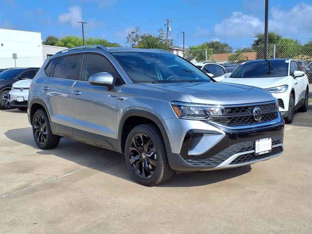 2024 Volkswagen Taos SE