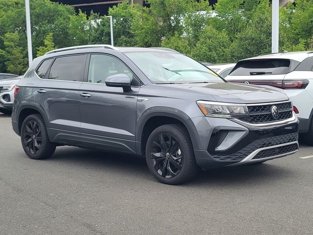 2024 Volkswagen Taos SE
