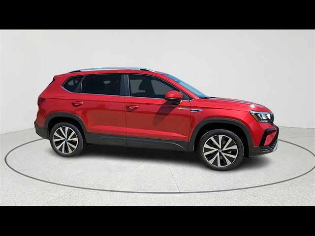 2024 Volkswagen Taos SE