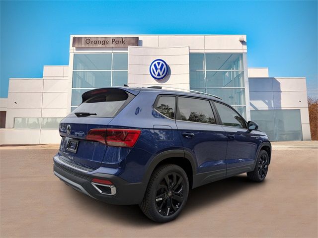 2024 Volkswagen Taos SE