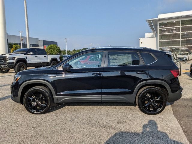 2024 Volkswagen Taos SE