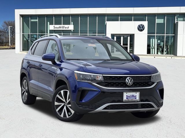 2024 Volkswagen Taos SE