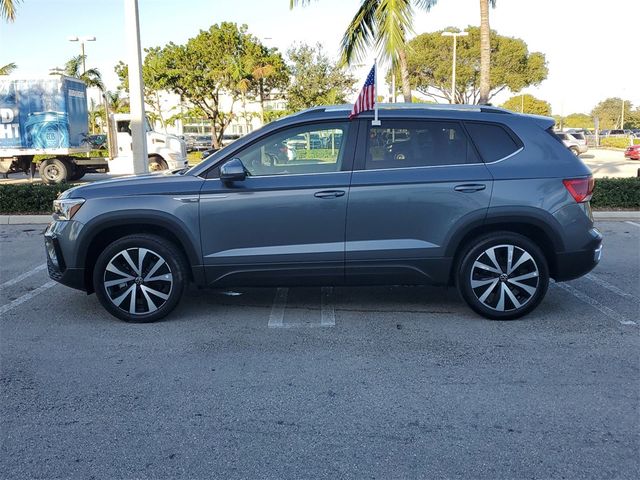 2024 Volkswagen Taos SE