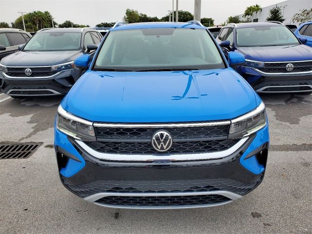 2024 Volkswagen Taos SE