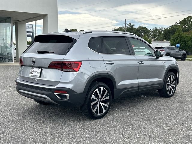 2024 Volkswagen Taos SE