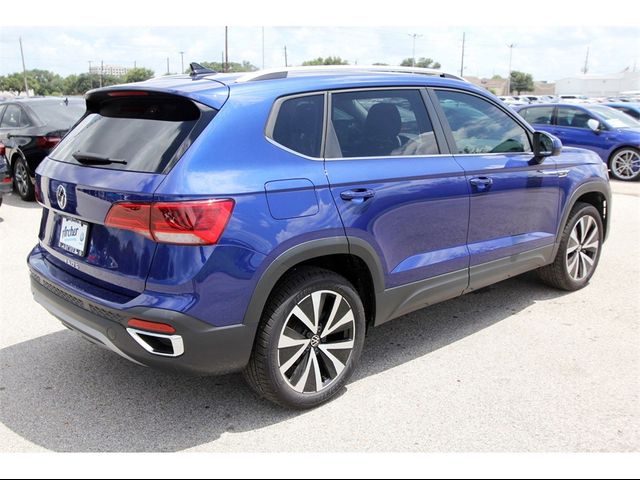 2024 Volkswagen Taos SE