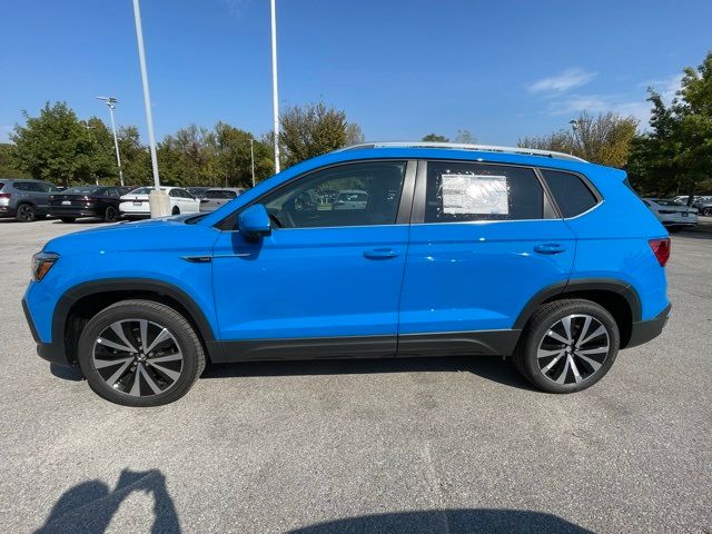 2024 Volkswagen Taos SE