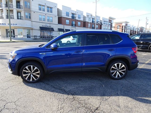 2024 Volkswagen Taos SE