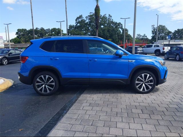 2024 Volkswagen Taos SE