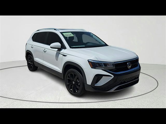 2024 Volkswagen Taos SE