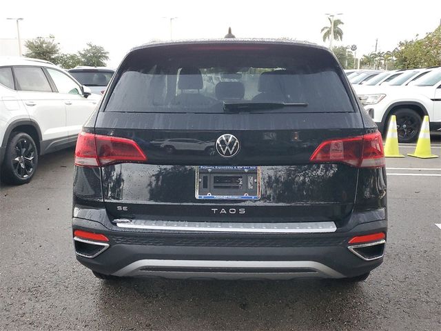 2024 Volkswagen Taos SE