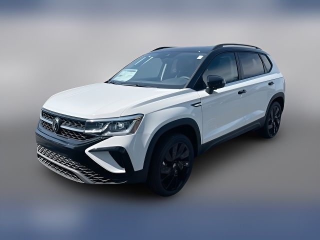 2024 Volkswagen Taos SE Black
