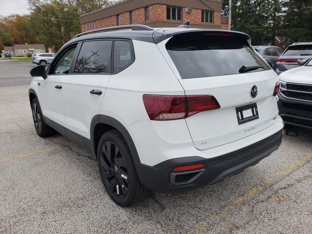 2024 Volkswagen Taos SE