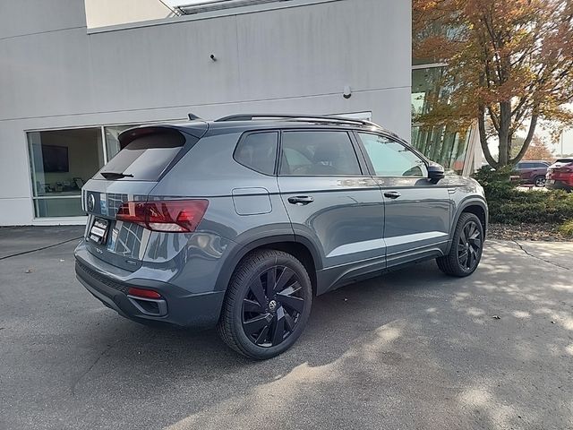 2024 Volkswagen Taos SE