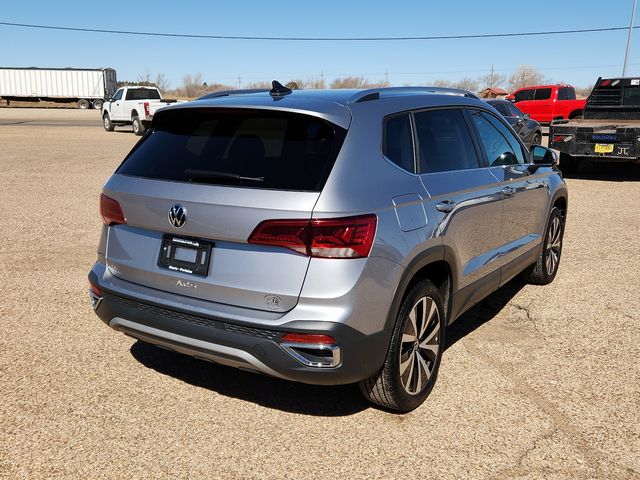 2024 Volkswagen Taos SE