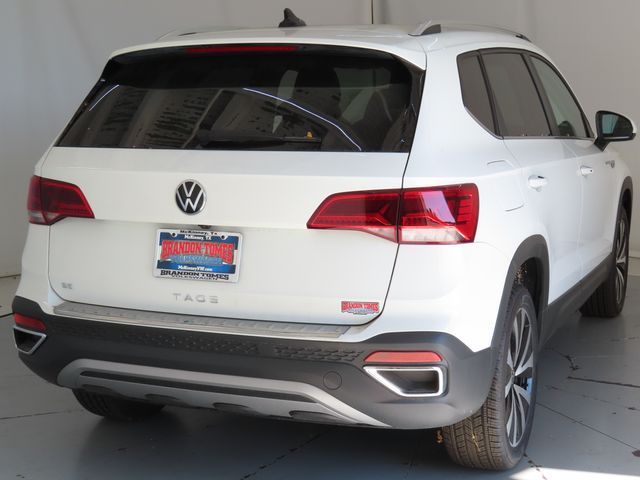 2024 Volkswagen Taos SE