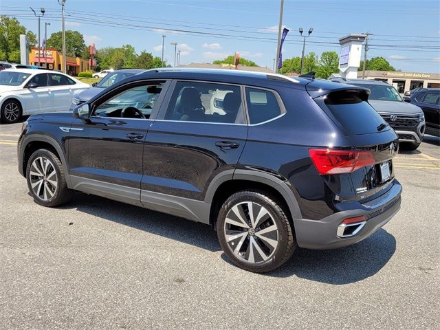 2024 Volkswagen Taos SE