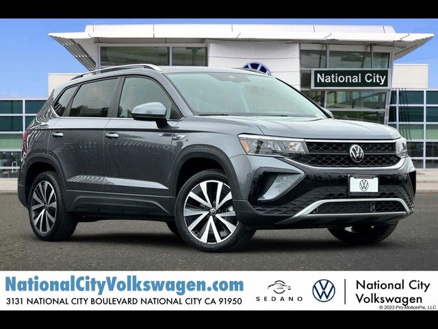 2024 Volkswagen Taos SE