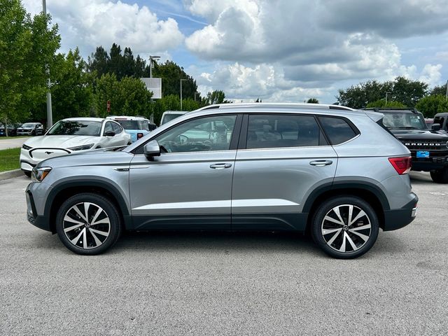 2024 Volkswagen Taos SE