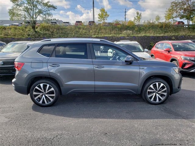 2024 Volkswagen Taos SE