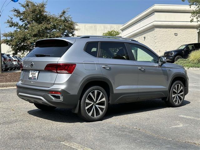 2024 Volkswagen Taos SE