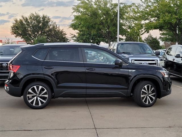 2024 Volkswagen Taos SE