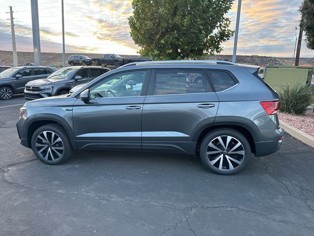 2024 Volkswagen Taos SE