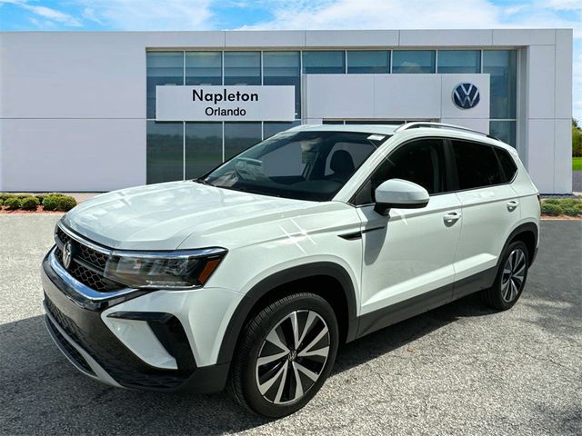 2024 Volkswagen Taos SE