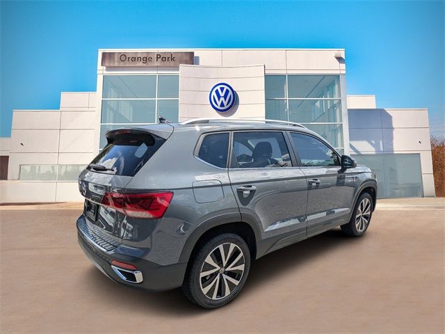 2024 Volkswagen Taos SE