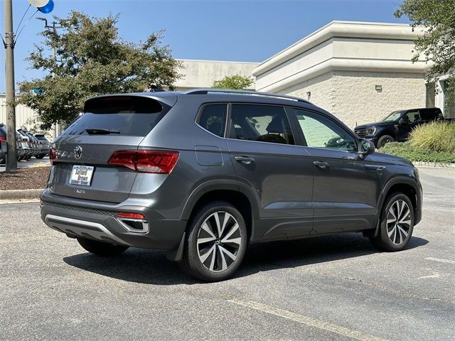 2024 Volkswagen Taos SE