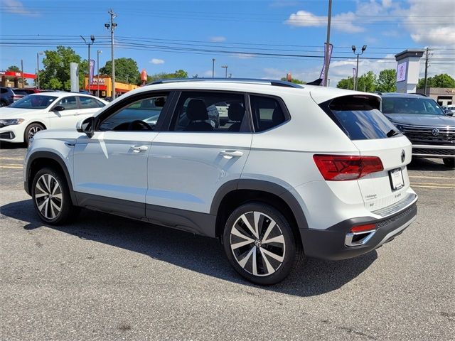 2024 Volkswagen Taos SE