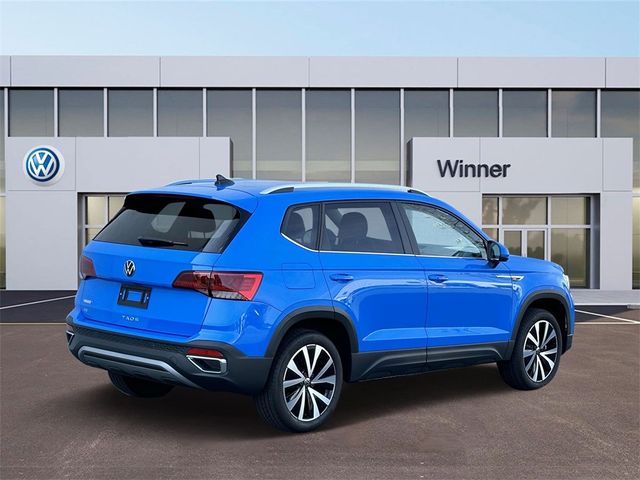 2024 Volkswagen Taos SE