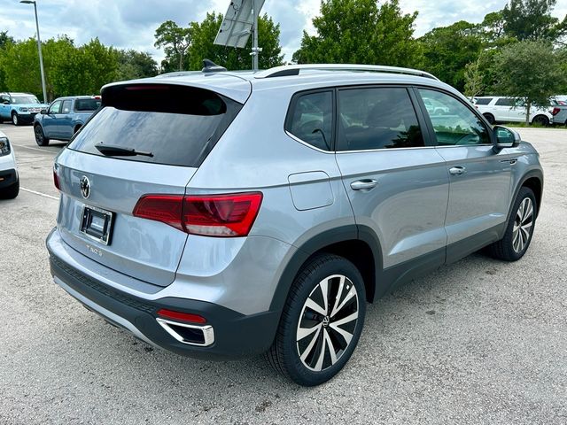 2024 Volkswagen Taos SE