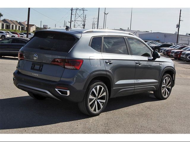 2024 Volkswagen Taos SE