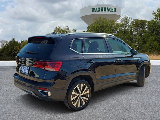 2024 Volkswagen Taos SE