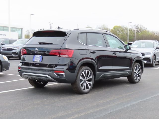 2024 Volkswagen Taos SE