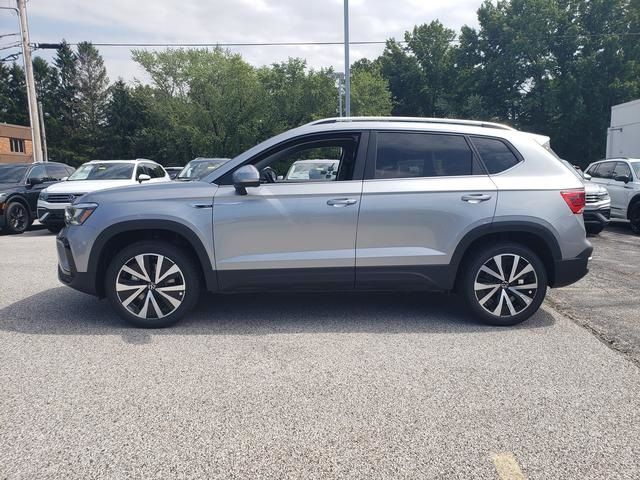 2024 Volkswagen Taos SE