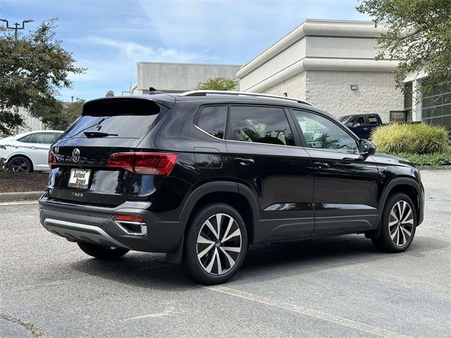 2024 Volkswagen Taos SE