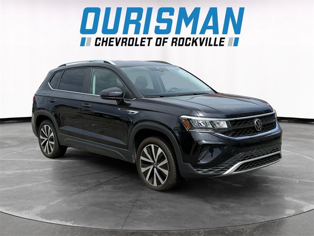 2024 Volkswagen Taos SE