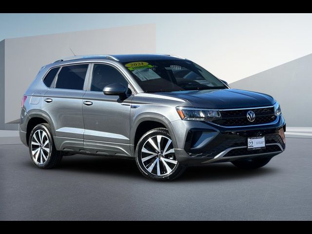 2024 Volkswagen Taos SE