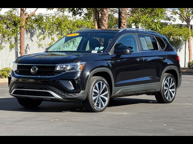 2024 Volkswagen Taos SE