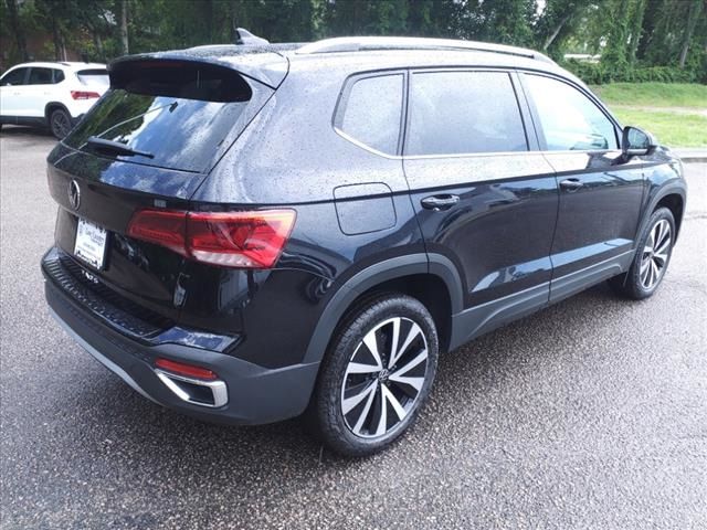 2024 Volkswagen Taos SE