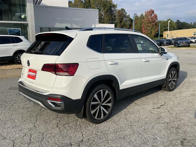 2024 Volkswagen Taos SE